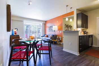 Bailey Farm Dining Room